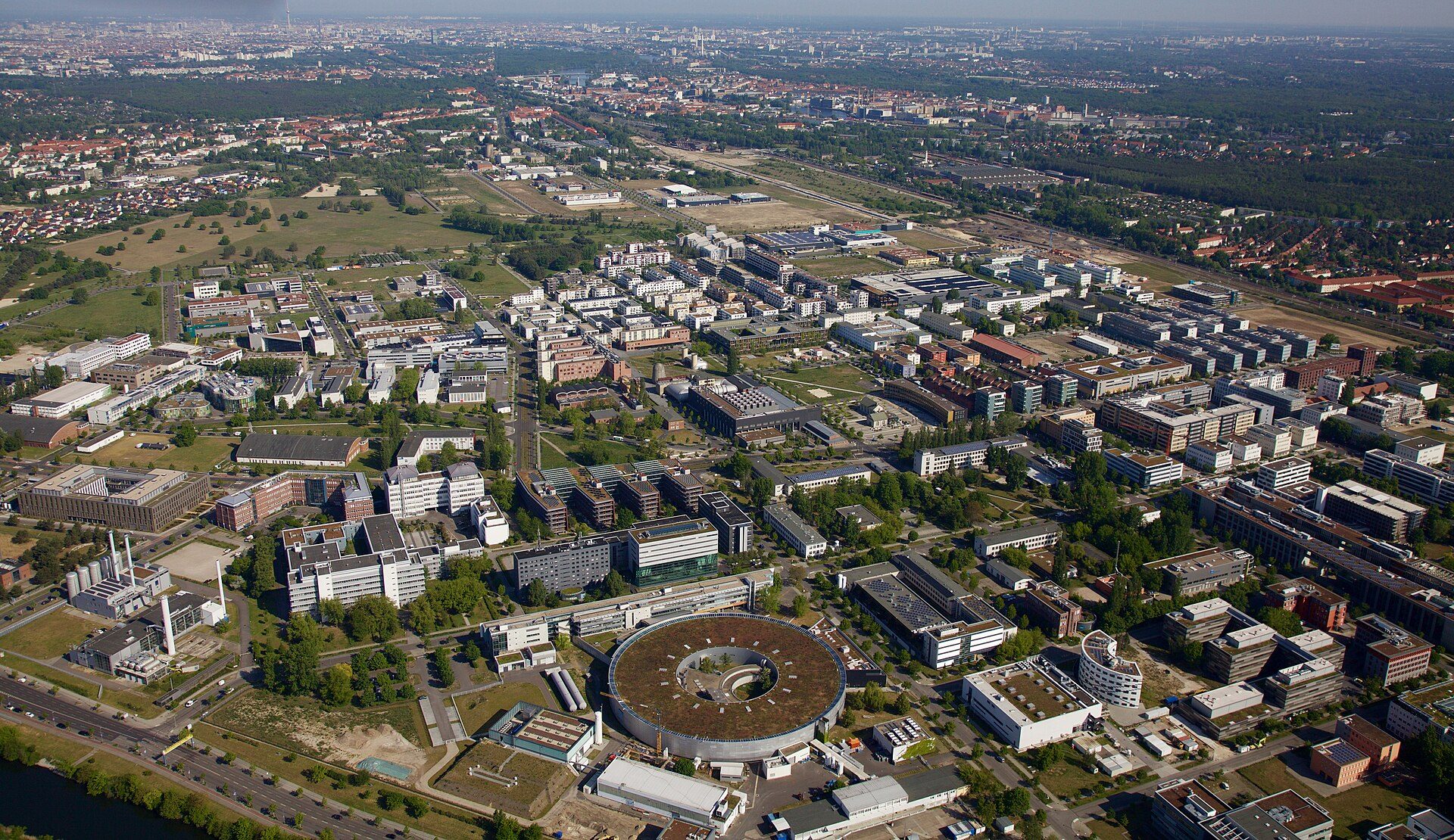 Luftbild Wissenschafts- und Technologiepark Adlershof